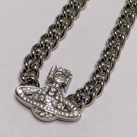 Vivienne Westwood silver tone chunky chain crystals signature necklace - Picture 6 of 11